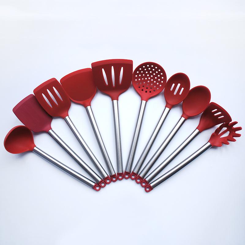  硅膠廚具能用多長時(shí)間 ？